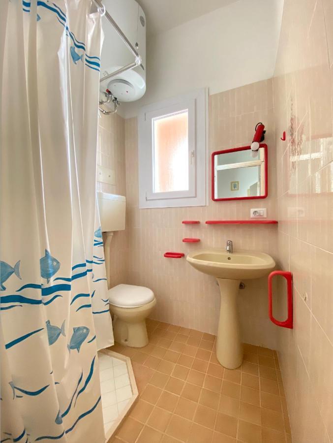 Villa Fronte Mare-Carraro Immobiliare Jesolo - Family Apartments Exterior photo